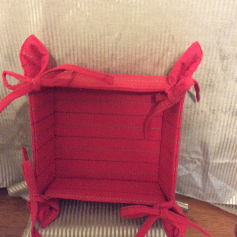 2 fabric bread baskets - Picture 5 of 9